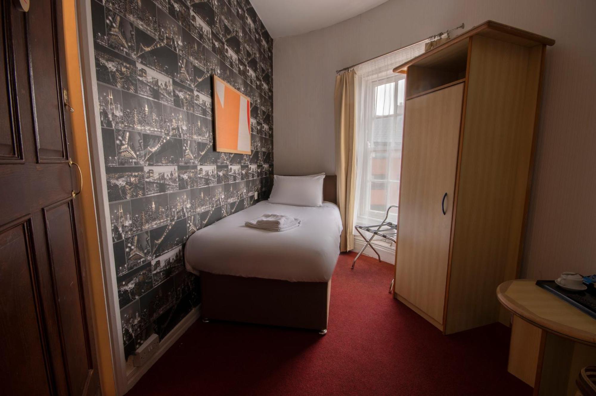 Royal Hotel Kettering Extérieur photo